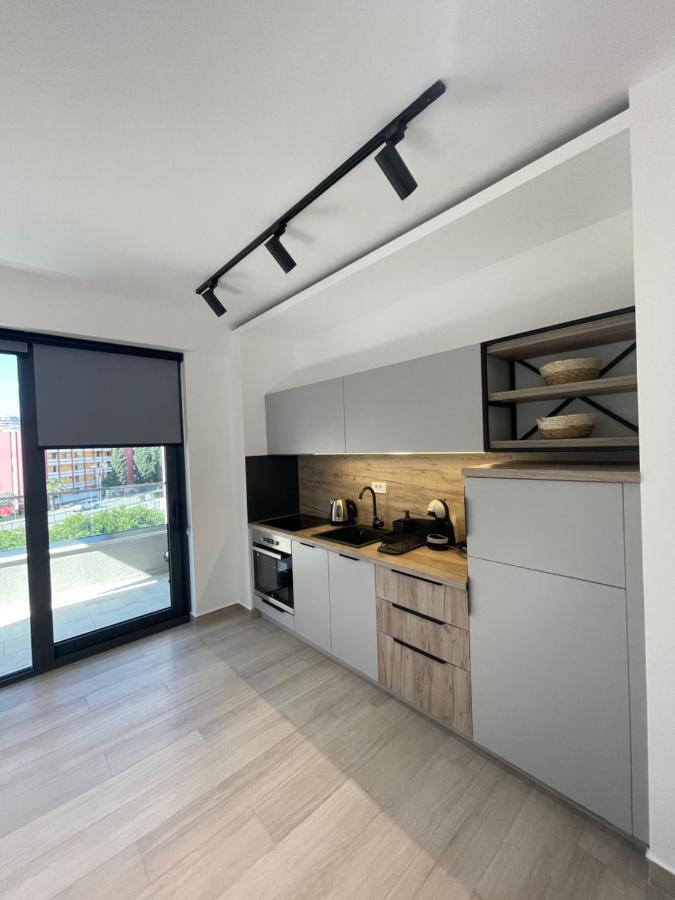 Dora Family Apartments Будва Экстерьер фото